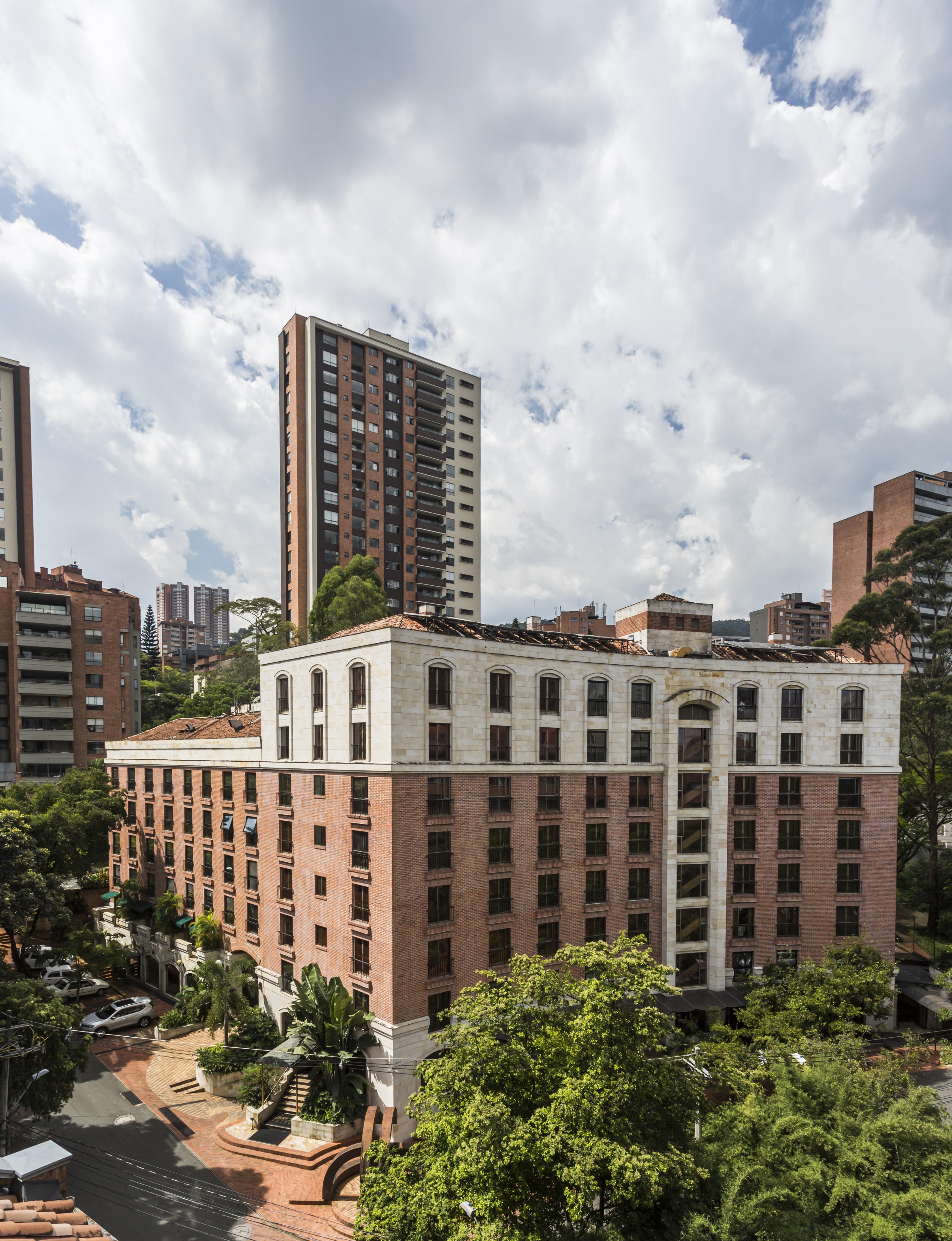 ホテルパーク10 メデジン エクステリア 写真 Residential buildings in Chapinero