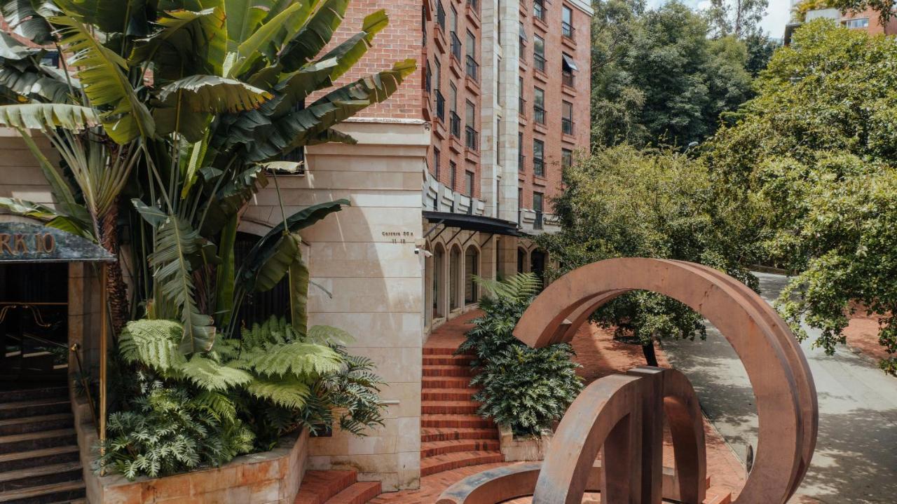 ホテルパーク10 メデジン エクステリア 写真 The entrance to the hotel