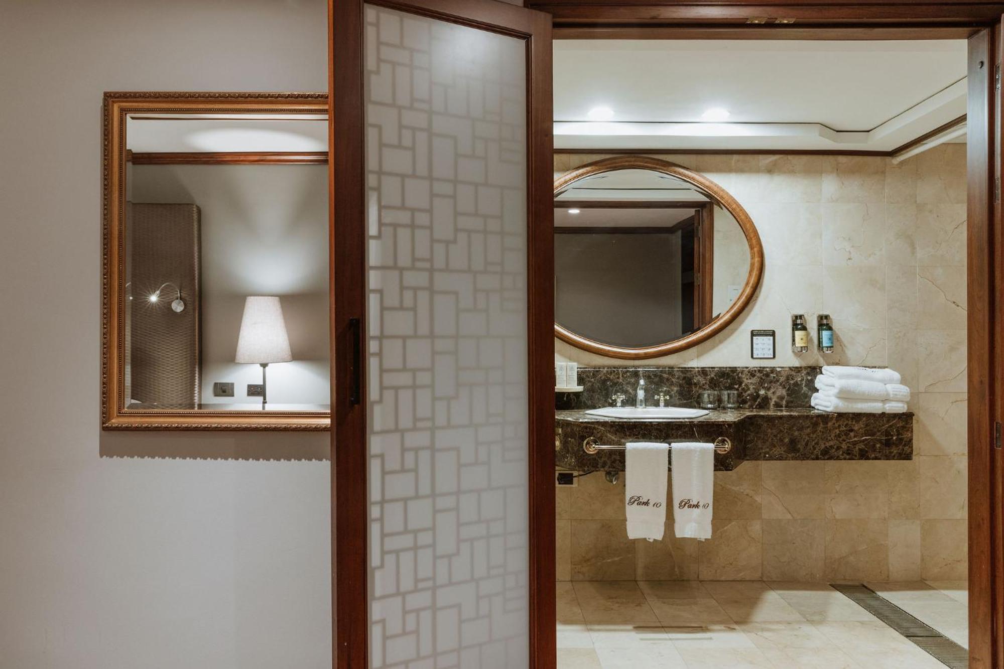 ホテルパーク10 メデジン エクステリア 写真 Bathroom